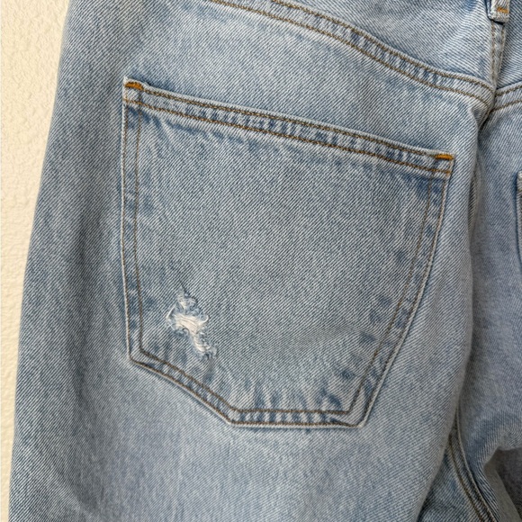 Revolve AGOLDE 90's Mid Rise Loose Fit Jeans in Snapshot Size 26 - Picture 4 of 10